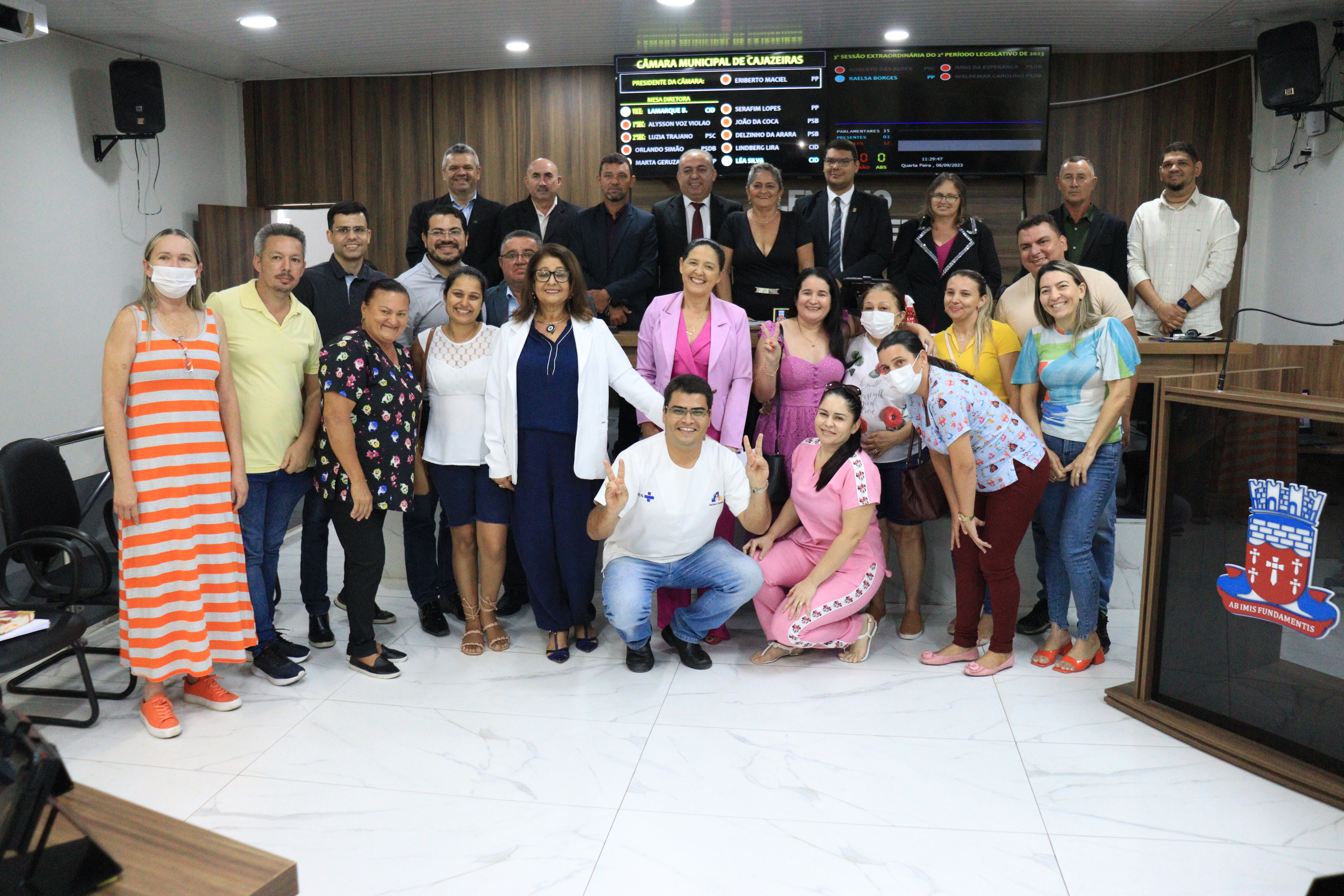 Nesta quarta, (6) de setembro a Câmara Municipal de Cajazeiras aprovou em Sessão Extraordinária o piso da enfermagem.